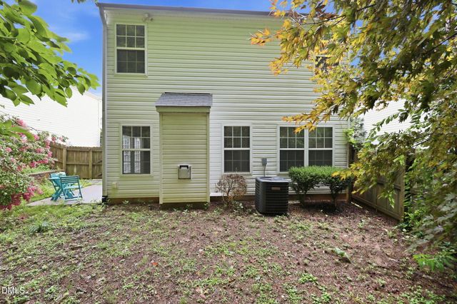 109 Lacombe Court, Holly Springs, NC 27540