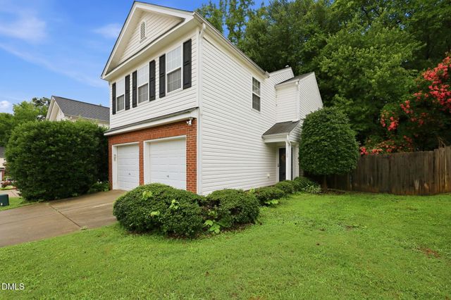 109 Lacombe Court, Holly Springs, NC 27540