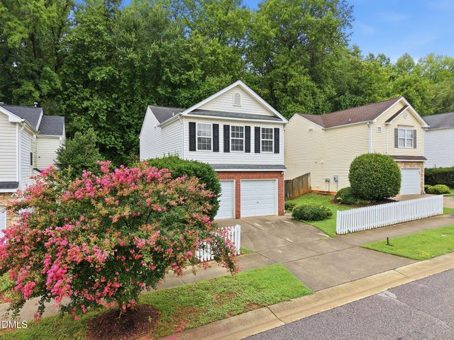 109 Lacombe Court, Holly Springs, NC 27540