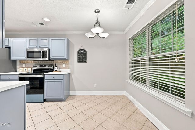 109 Lacombe Court, Holly Springs, NC 27540