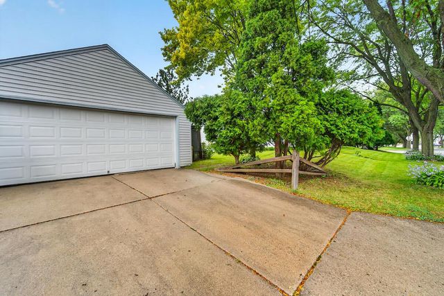 5053 N 126th STREET, Butler, WI 53007