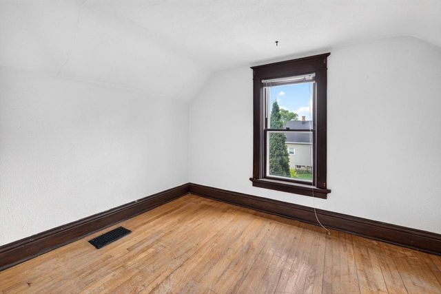 5053 N 126th STREET, Butler, WI 53007