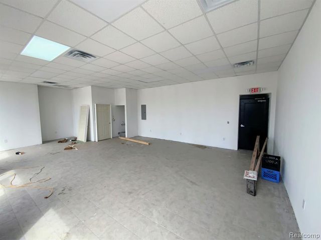 804 Southfield Road, Lincoln Park, MI 48146