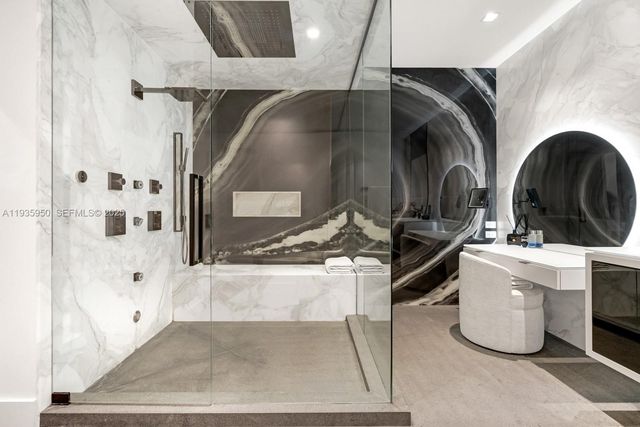 18501 Collins Ave 2304, Sunny Isles Beach, FL 33160