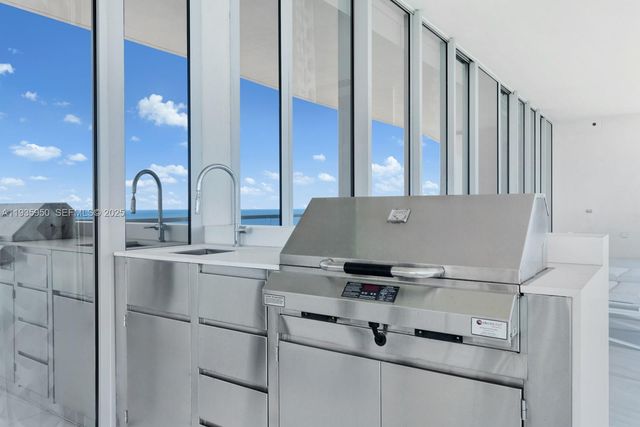 18501 Collins Ave 2304, Sunny Isles Beach, FL 33160