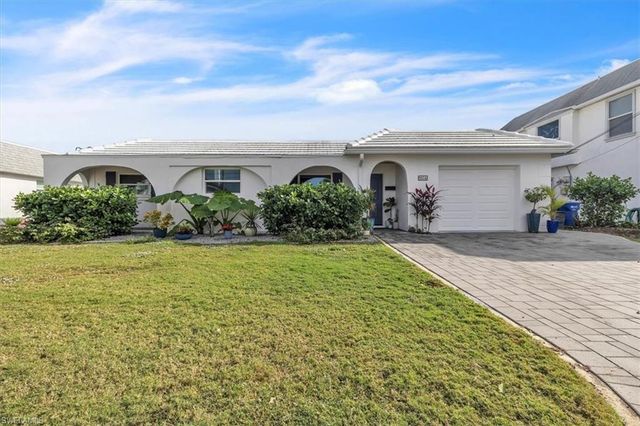 904 Inlet CIR, Venice, FL 34285