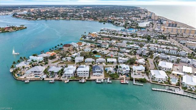 904 Inlet CIR, Venice, FL 34285