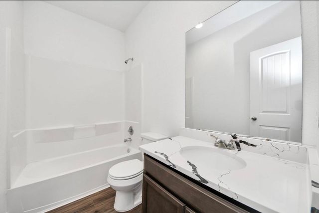 7638 Nevaeh Crest Path, Houston, TX 77016