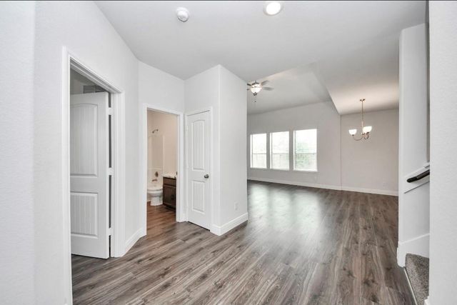 7638 Nevaeh Crest Path, Houston, TX 77016