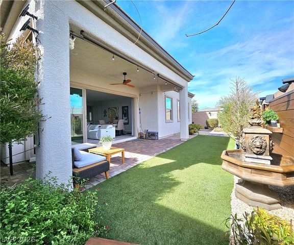 8522 Tiny Deer Street, Las Vegas, NV 89148