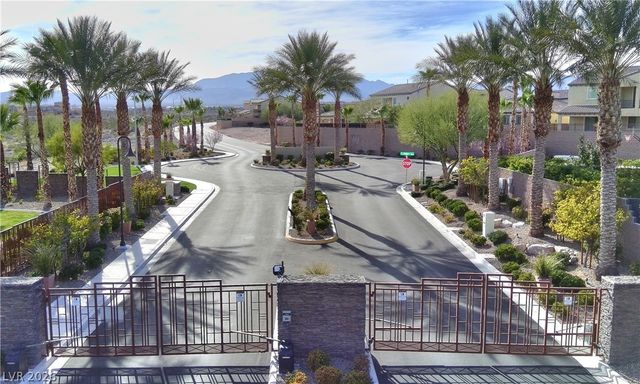 8522 Tiny Deer Street, Las Vegas, NV 89148