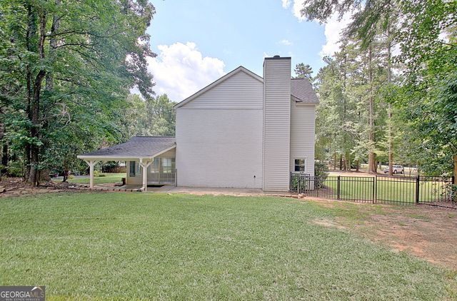 1359 Fischer Road, Sharpsburg, GA 30277