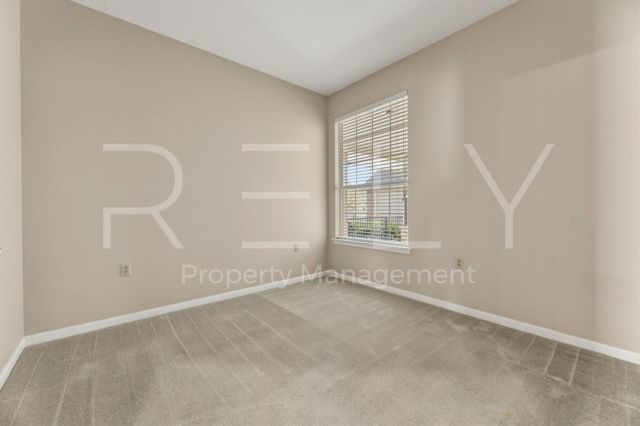 280 Whispering Wind DR, Georgetown, TX 78633