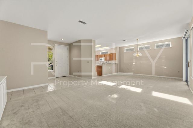 280 Whispering Wind DR, Georgetown, TX 78633