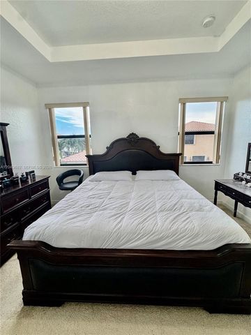 8805 W 35th Ave, Hialeah, FL 33018