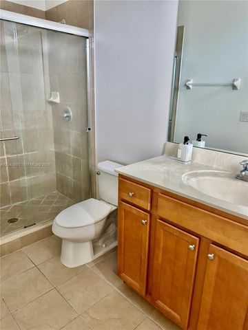 8805 W 35th Ave, Hialeah, FL 33018