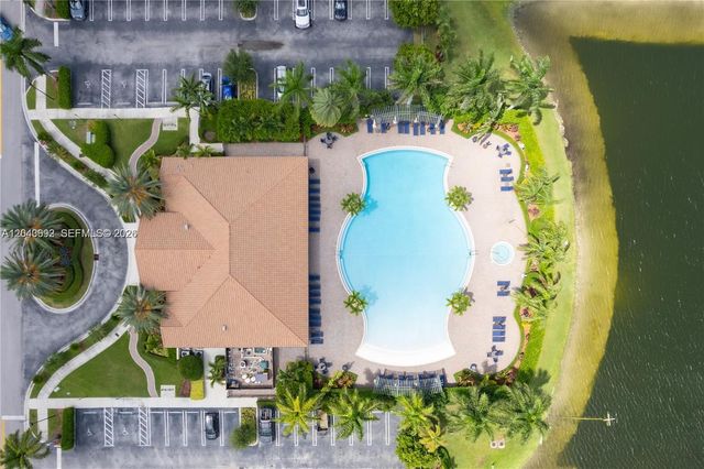 8805 W 35th Ave, Hialeah, FL 33018