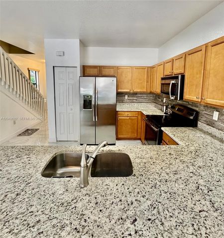 8805 W 35th Ave, Hialeah, FL 33018