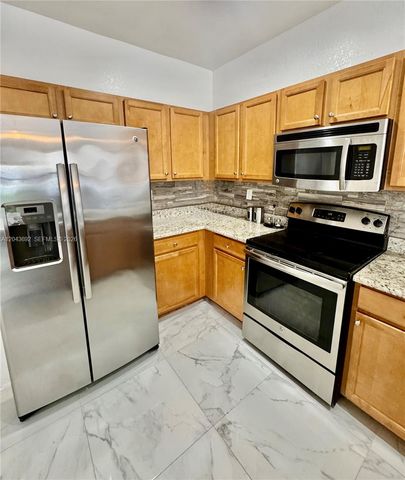 8805 W 35th Ave, Hialeah, FL 33018
