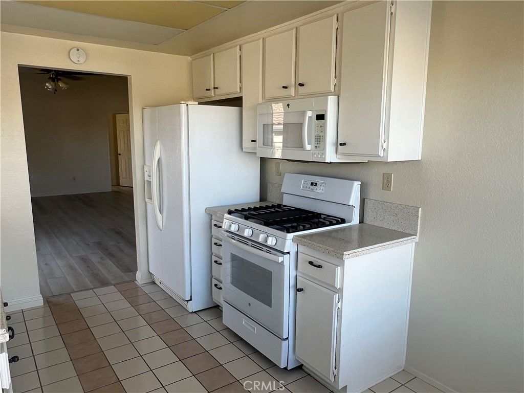 28132 Calle Casera, Romoland, CA 92585 — photo 5