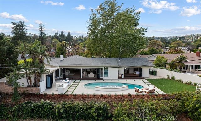 23925 Crosson Drive, Woodland Hills, CA 91367