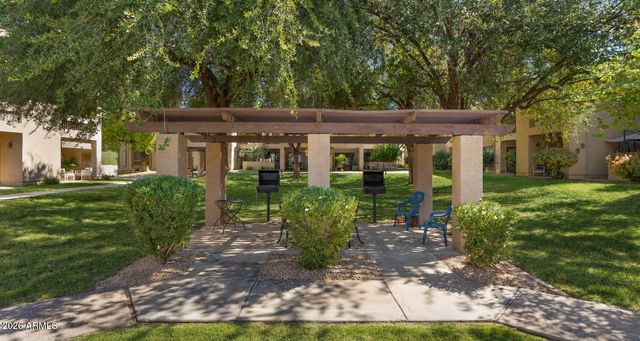 8651 E ROYAL PALM Road 127, Scottsdale, AZ 85258