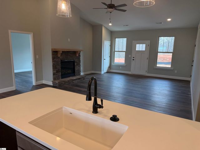 202 Old Glory Court, Pickens, SC 29671