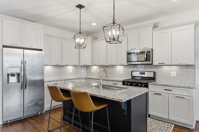 616A Ries Ave, Nashville, TN 37209