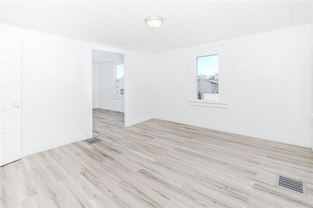 336 Walkchalk Rd, East Franklin Twp, PA 16201