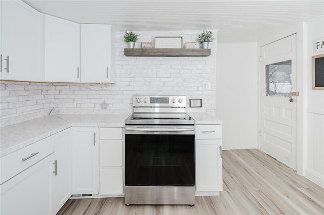 336 Walkchalk Rd, East Franklin Twp, PA 16201