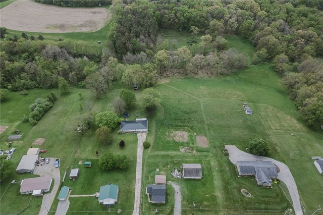 336 Walkchalk Rd, East Franklin Twp, PA 16201