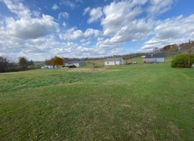 336 Walkchalk Rd, East Franklin Twp, PA 16201