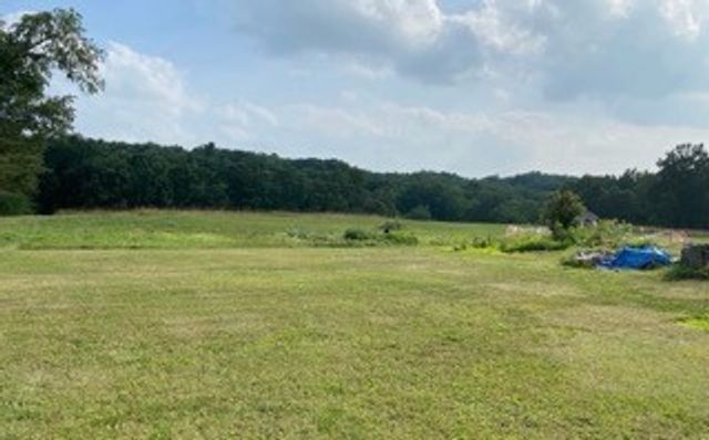 336 Walkchalk Rd, East Franklin Twp, PA 16201