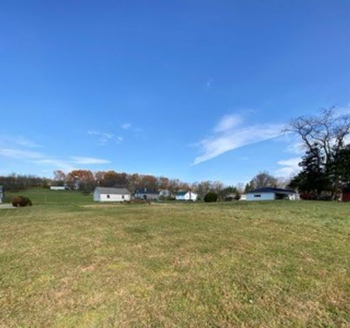 336 Walkchalk Rd, East Franklin Twp, PA 16201