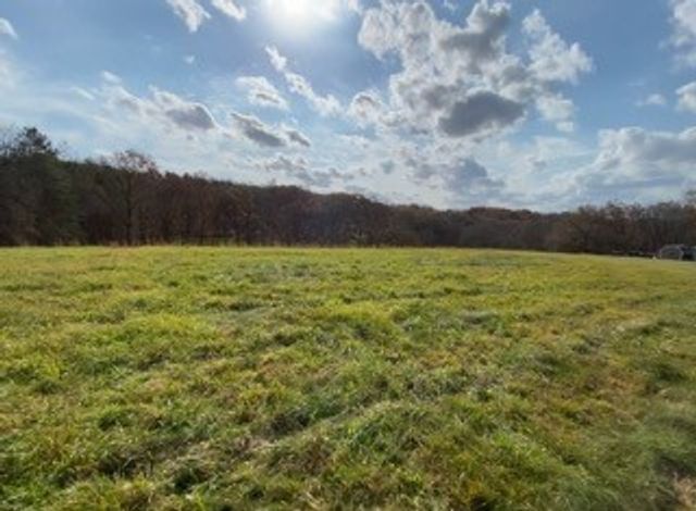 336 Walkchalk Rd, East Franklin Twp, PA 16201