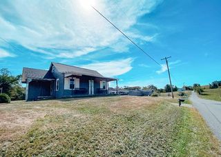 336 Walkchalk Rd, East Franklin Twp, PA 16201