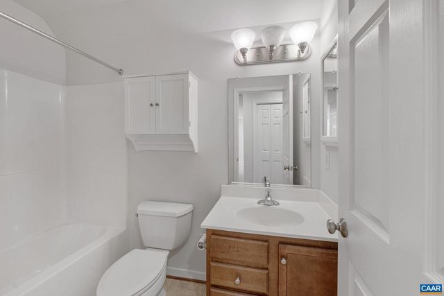 236 DEER RUN DR, Zion Crossroads, VA 22942