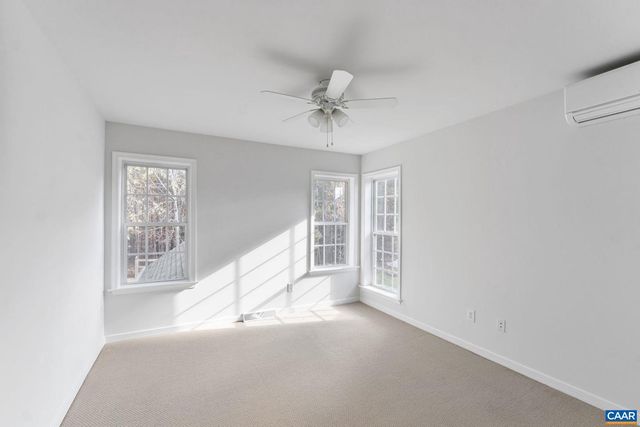 236 DEER RUN DR, Zion Crossroads, VA 22942