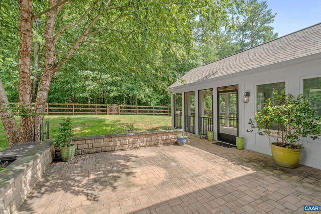 236 DEER RUN DR, Zion Crossroads, VA 22942