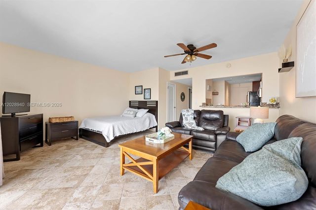 1965 S Ocean Drive 3L, Hallandale Beach, FL 33009
