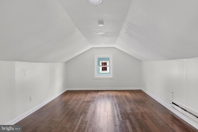 22 W 4TH AVE, Runnemede, NJ 08078