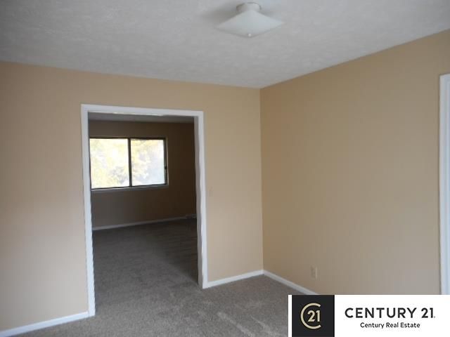 1029 Grenoble, Bellevue, NE 68123