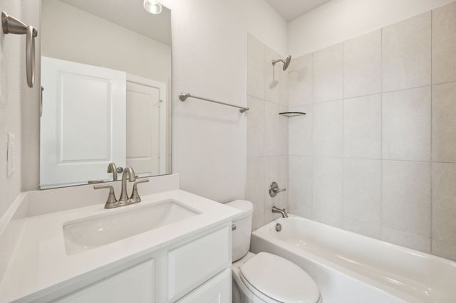 701 Prairie Look Avenue, Waxahachie, TX 75165