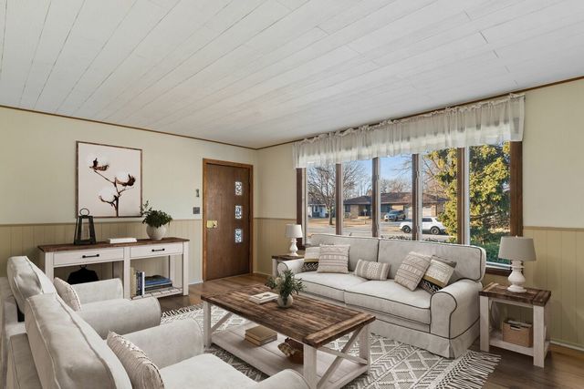 1706 Avalon Avenue, Joliet, IL 60435