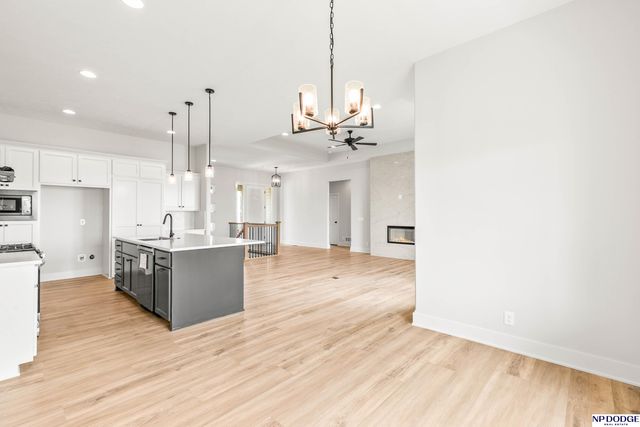 12630 Schirra Street, Papillion, NE 68046