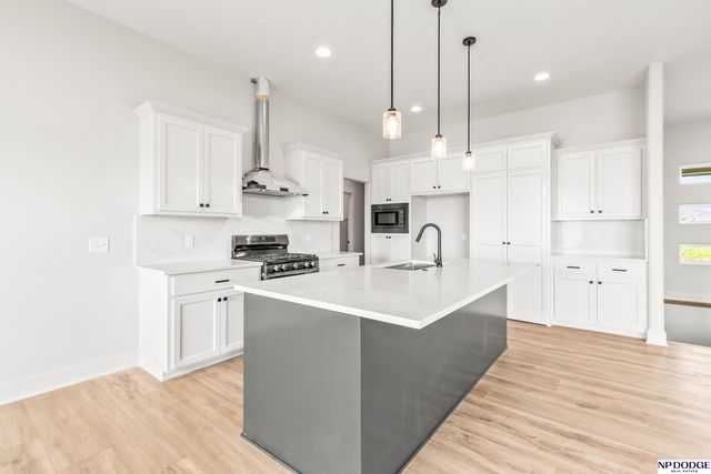 12630 Schirra Street, Papillion, NE 68046