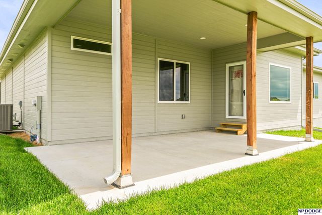 12630 Schirra Street, Papillion, NE 68046