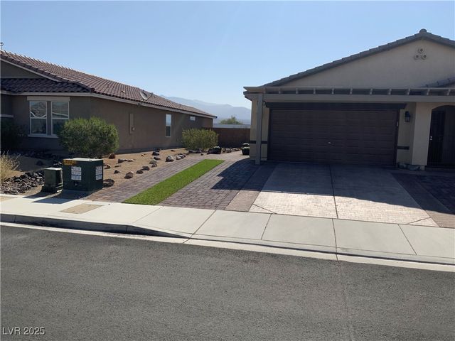 5363 South Juneau Street, Pahrump, NV 89061