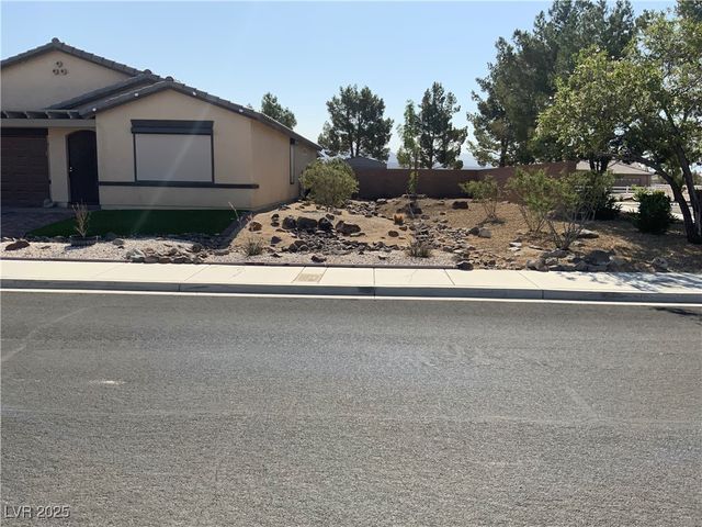 5363 South Juneau Street, Pahrump, NV 89061