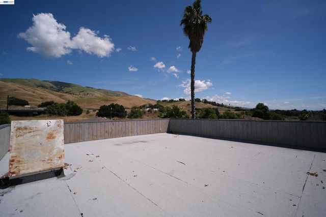 48332 Cottonwood St, Fremont, CA 94539